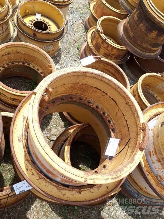 CAT 735 Sliedes, ķēdes un šasija