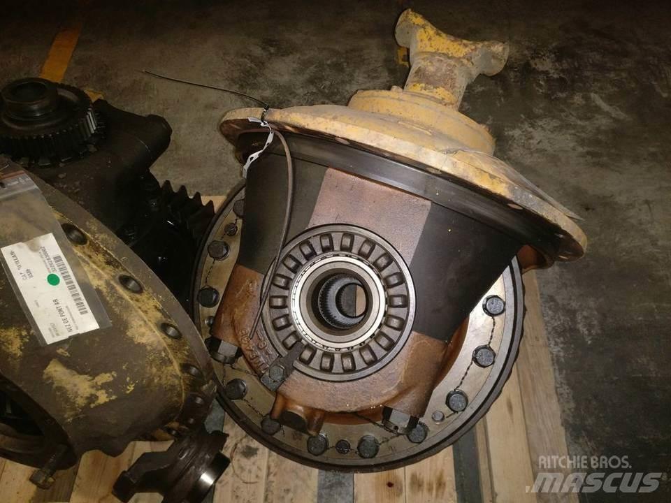 CAT 769B Transmisija