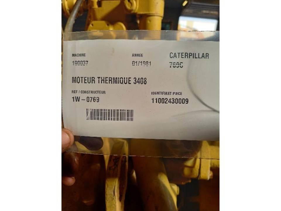CAT 769C Dzinēji