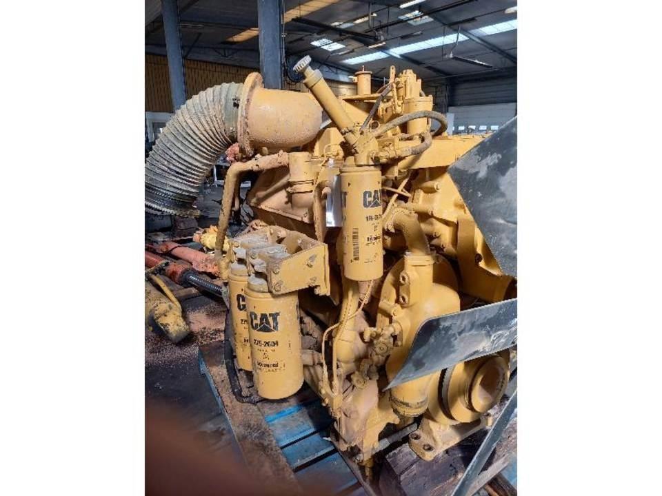 CAT 769C Dzinēji