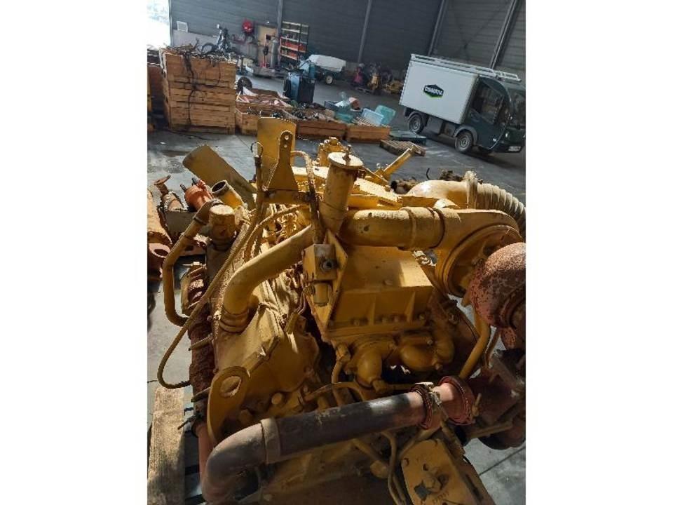 CAT 769C Dzinēji