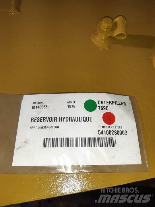 CAT 769C Kabīnes un interjers