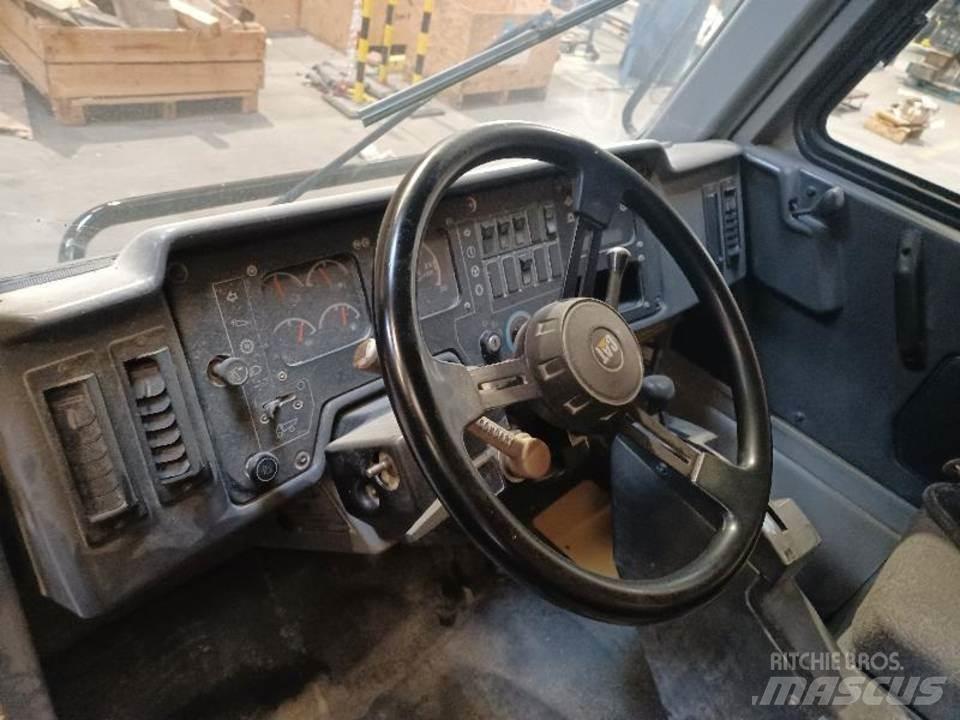 CAT 771D Kabīnes un interjers