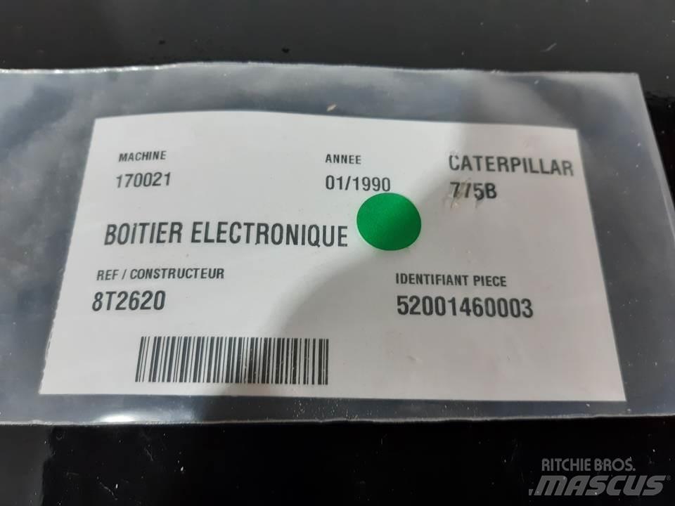 CAT 775B Kabīnes un interjers
