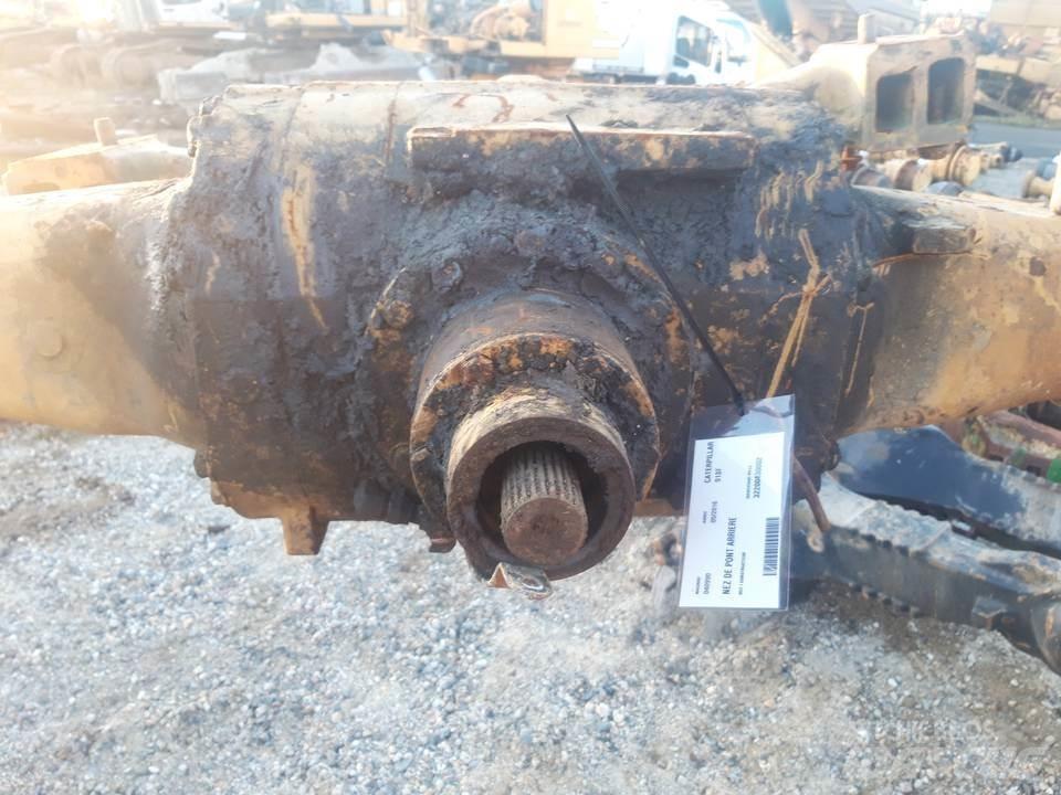 CAT 918F Transmisija
