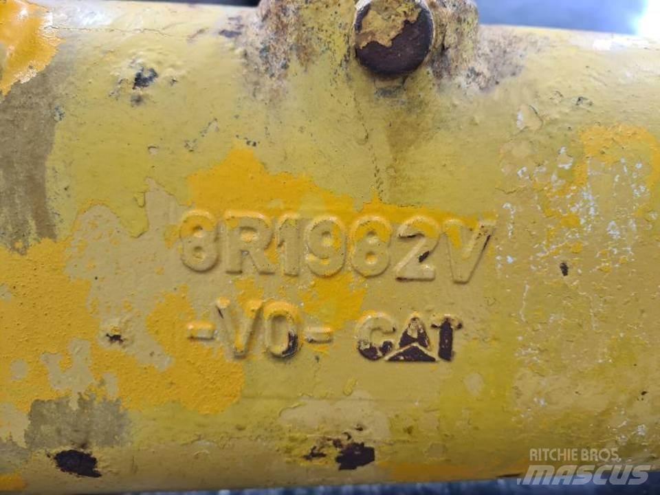 CAT 928F Transmisija