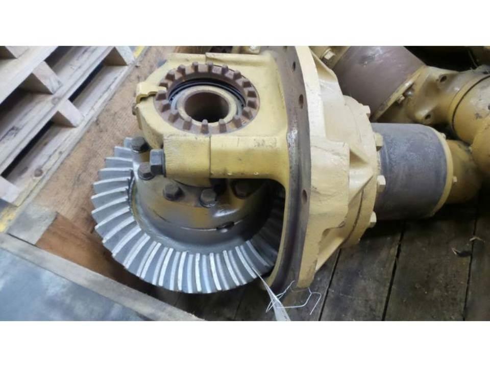 CAT 950 Transmisija