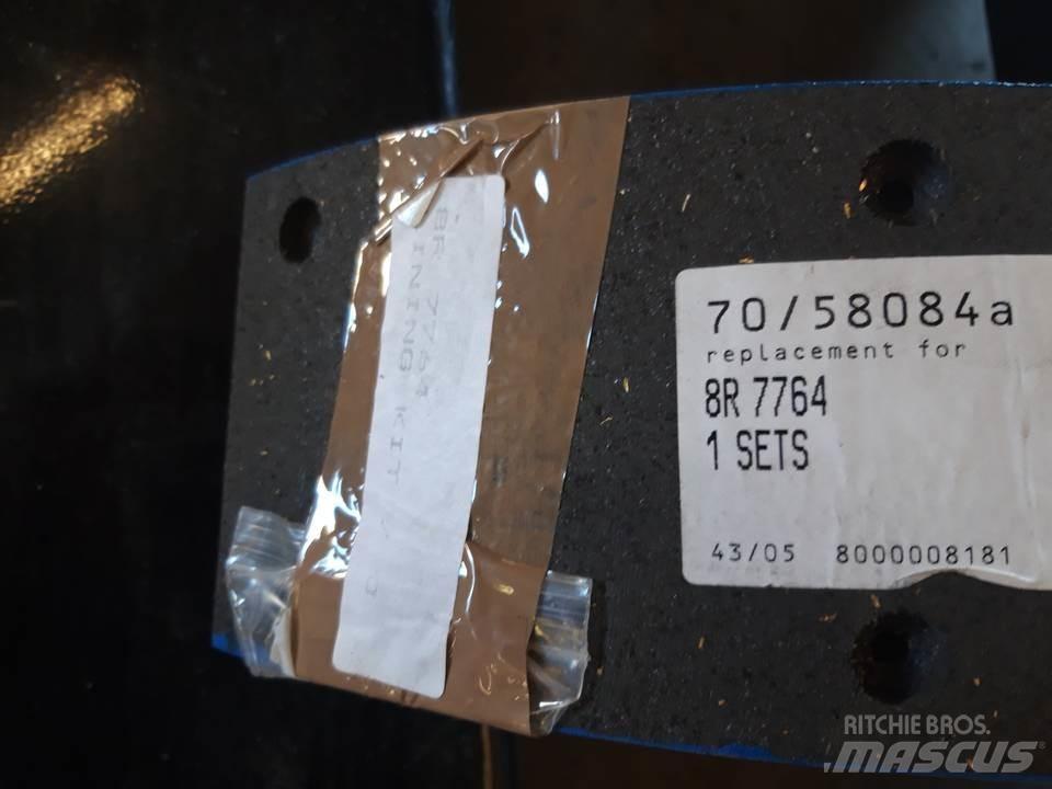 CAT 950 Sliedes, ķēdes un šasija