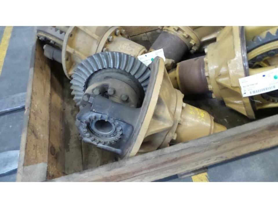 CAT 950B Transmisija
