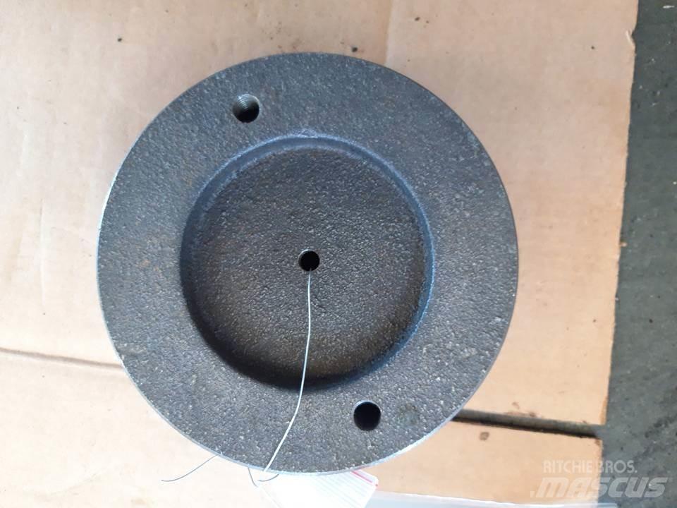 CAT 950B Transmisija
