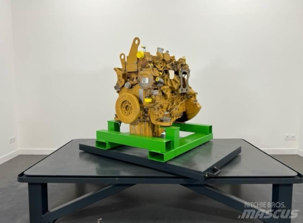 CAT 950K Dzinēji