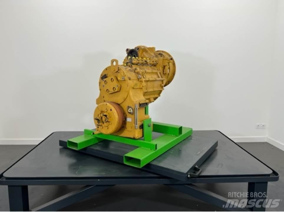 CAT 950K Transmisija