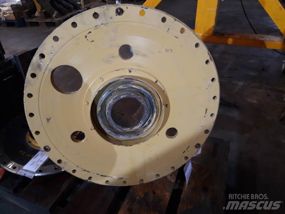 CAT 955K Transmisija