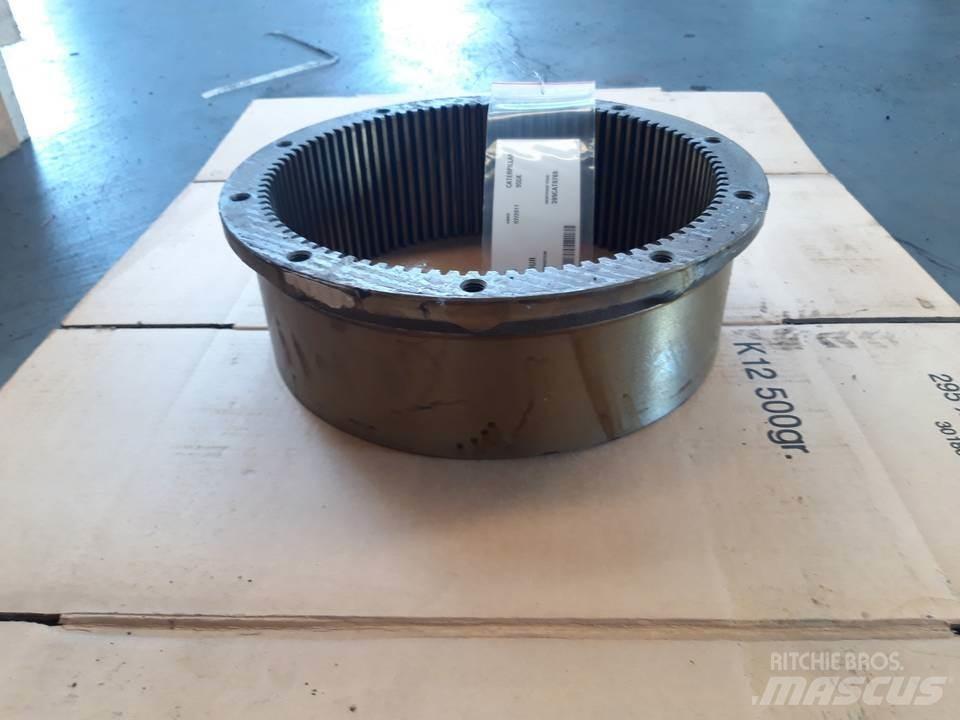 CAT 955K Transmisija