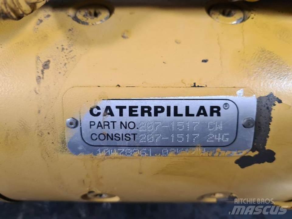 CAT 963C Dzinēji