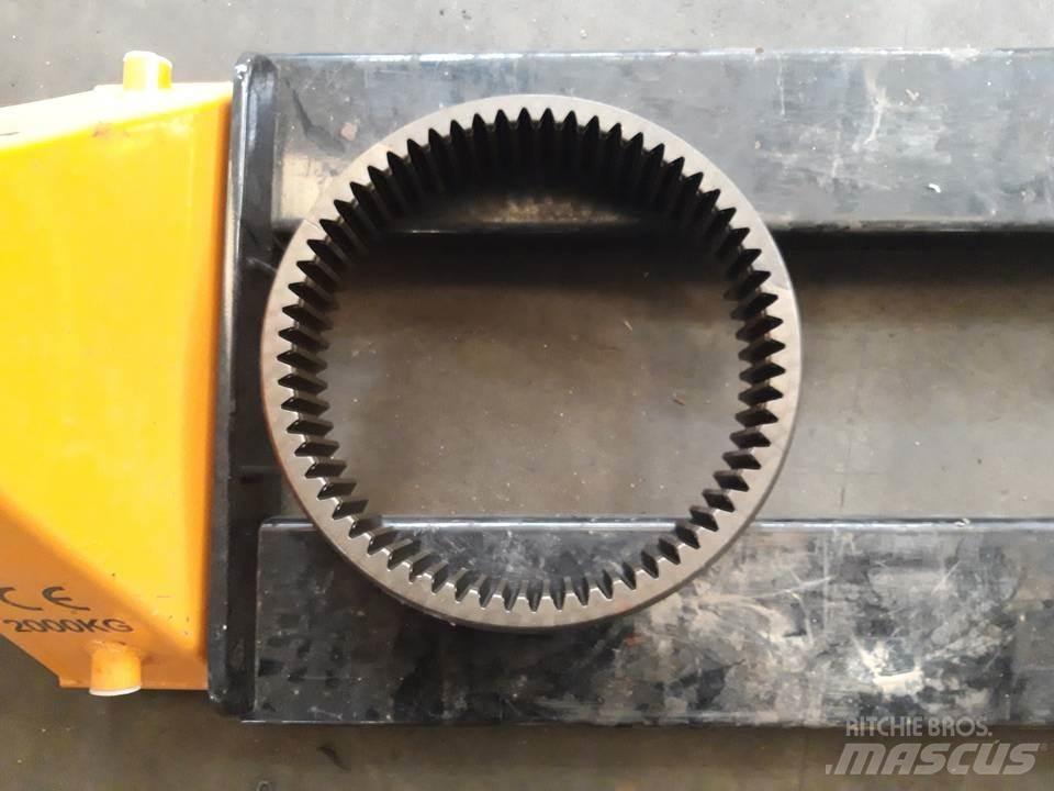 CAT 966C Transmisija