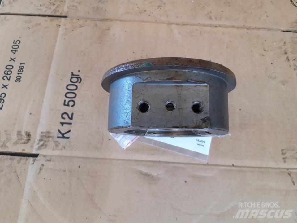 CAT 966C Transmisija