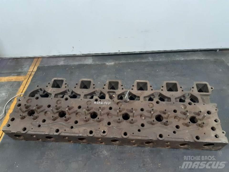 CAT 980C Dzinēji