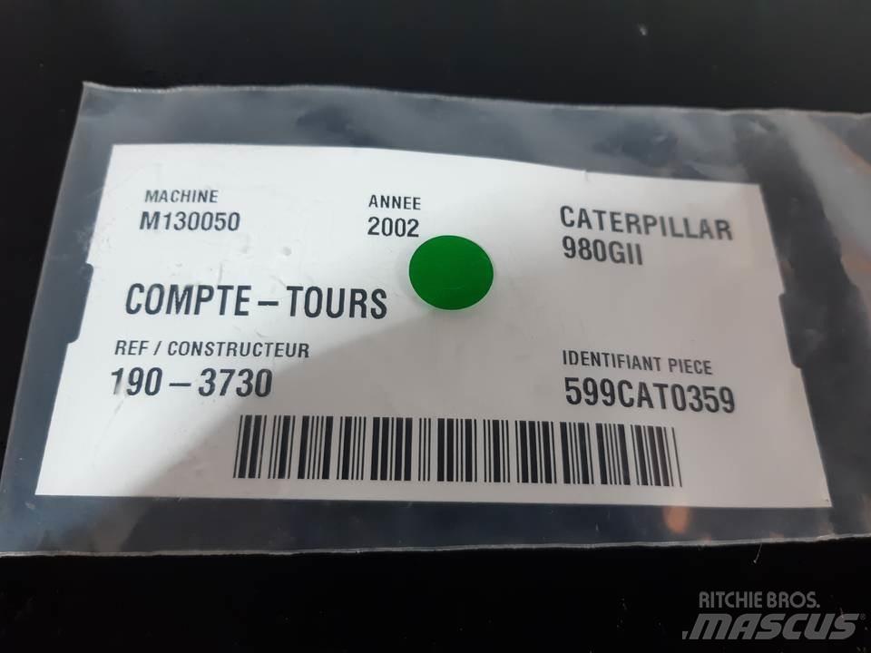 CAT 980GII Kabīnes un interjers