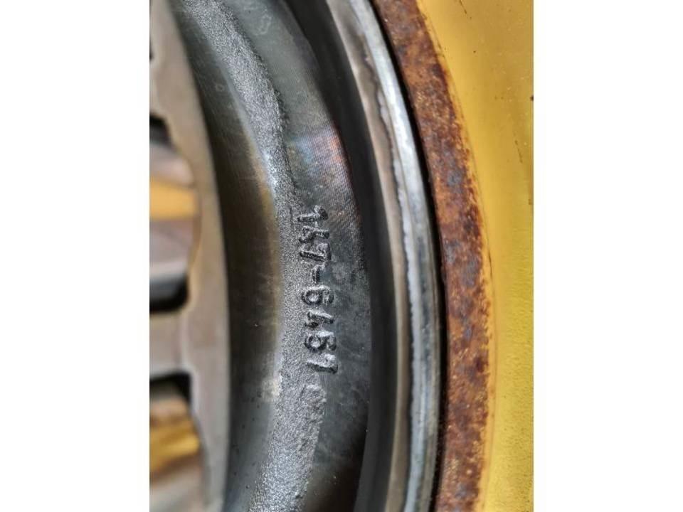 CAT 988G Transmisija