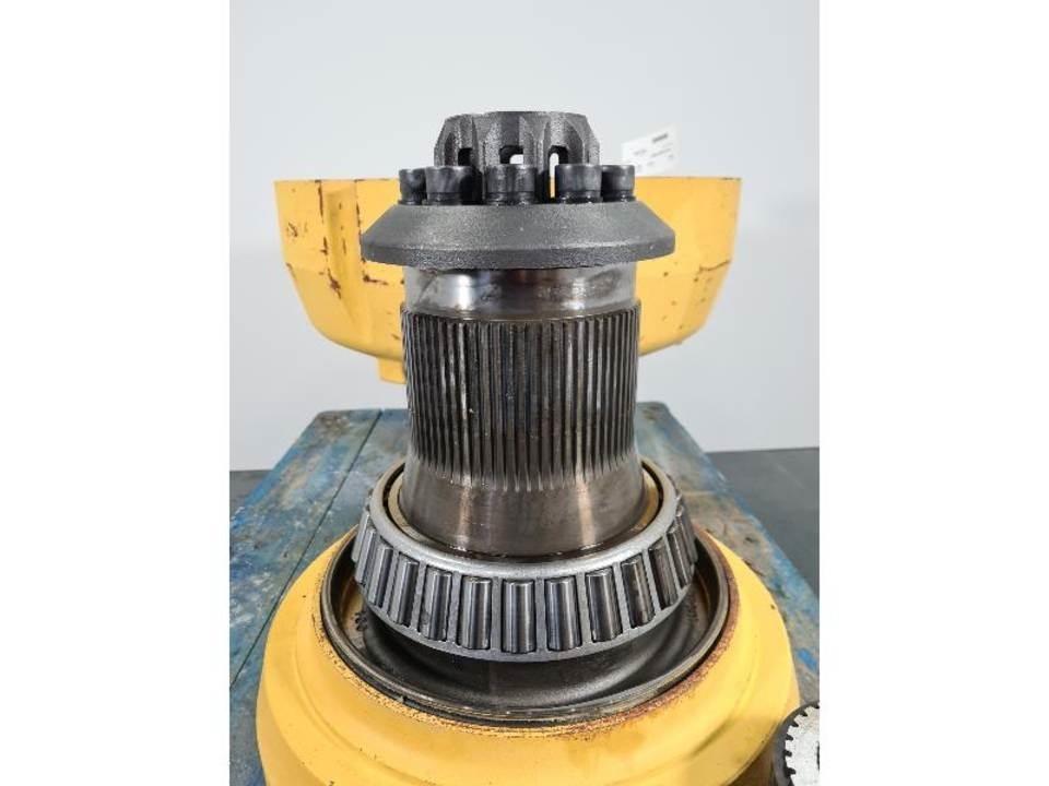 CAT 988G Transmisija