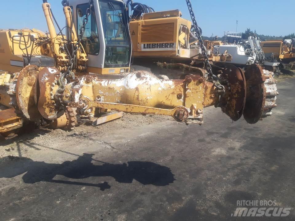 CAT D250D Transmisija