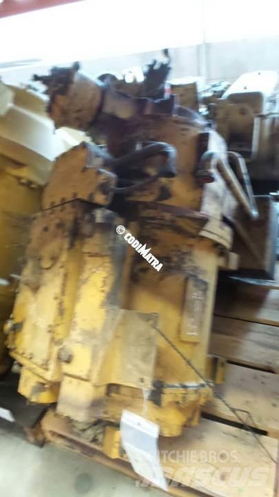 CAT D300B Transmisija