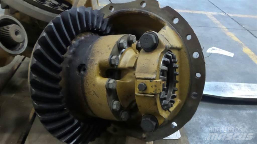 CAT D30D Transmisija