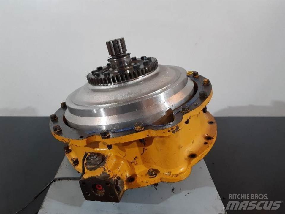 CAT D4 Transmisija