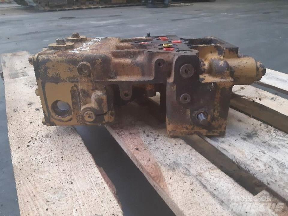 CAT D5H Hidraulika