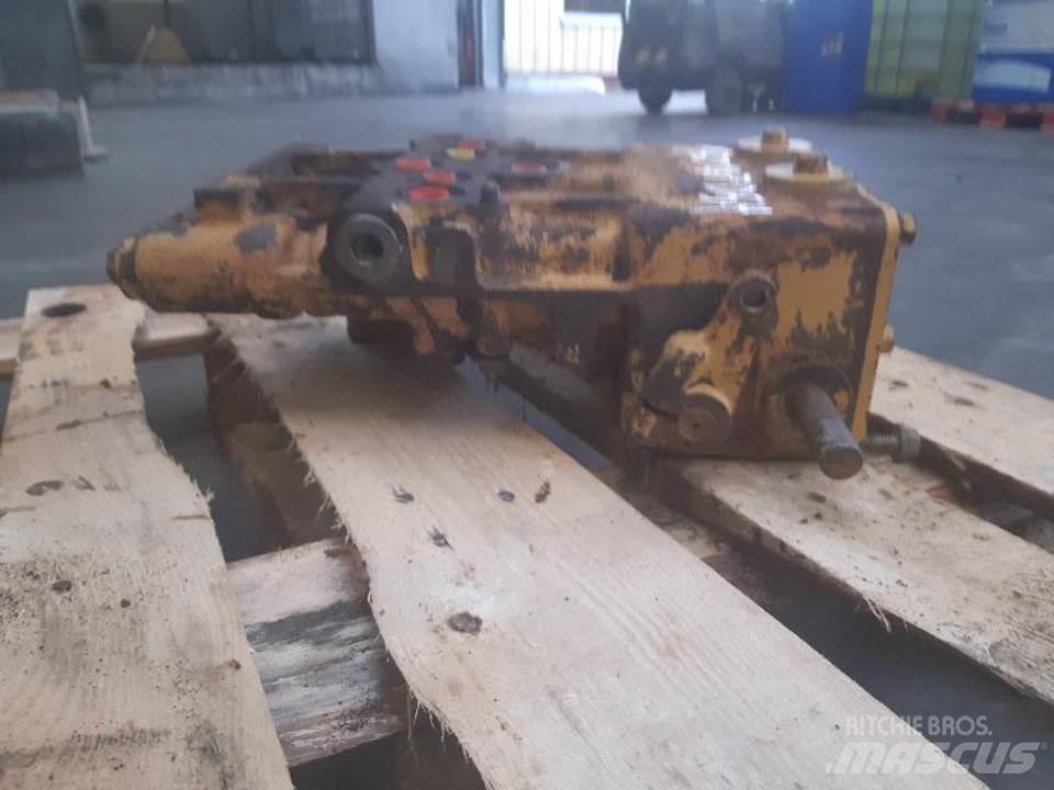 CAT D5H Hidraulika