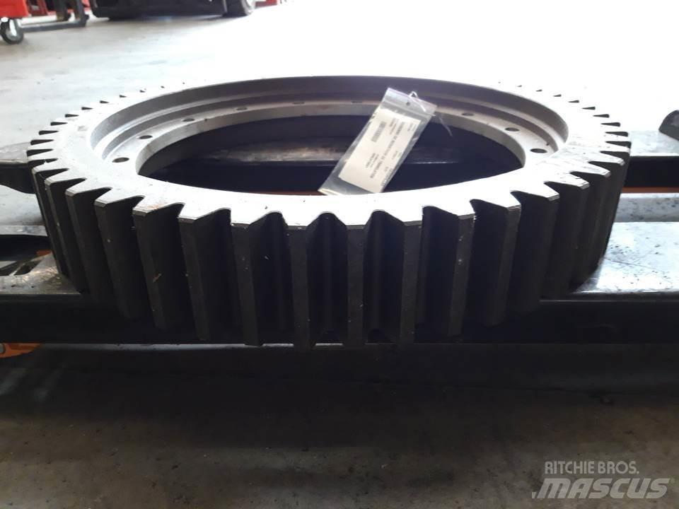 CAT D7F Transmisija