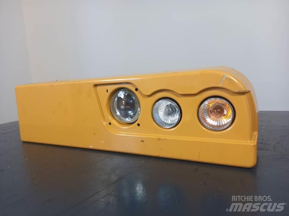 CAT M320F Kabīnes un interjers