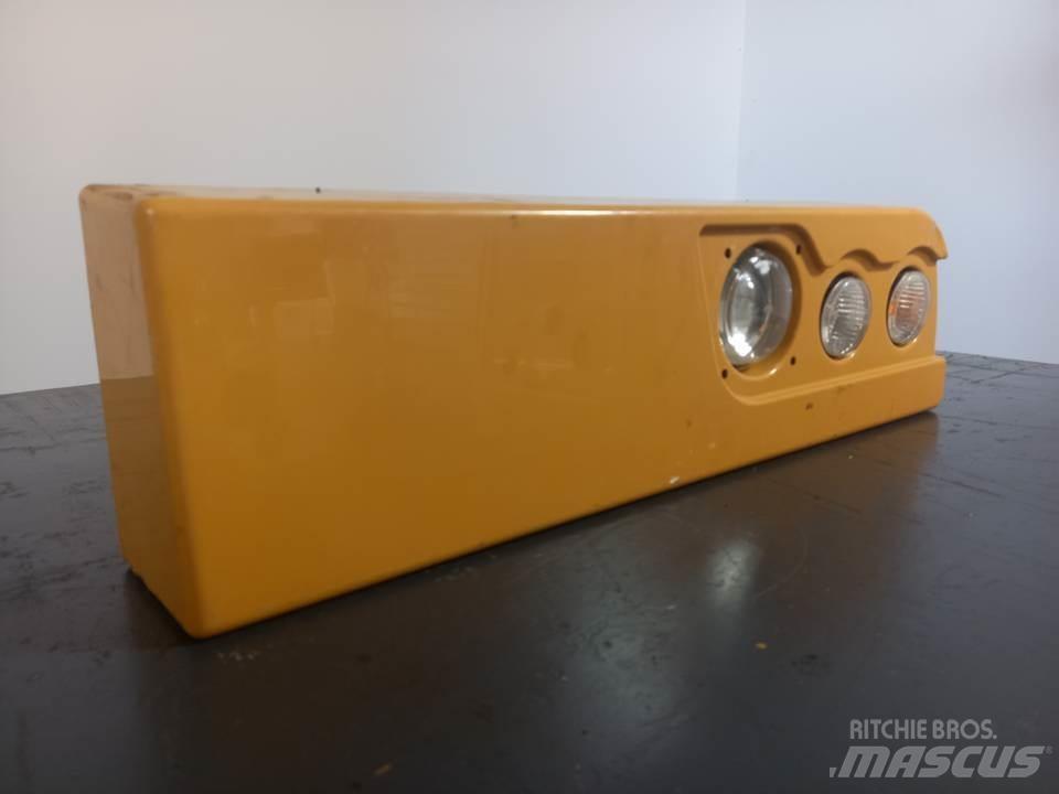 CAT M320F Kabīnes un interjers