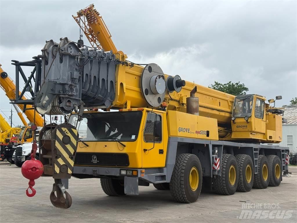 Grove GMK5240 Visurgājēji celtņi