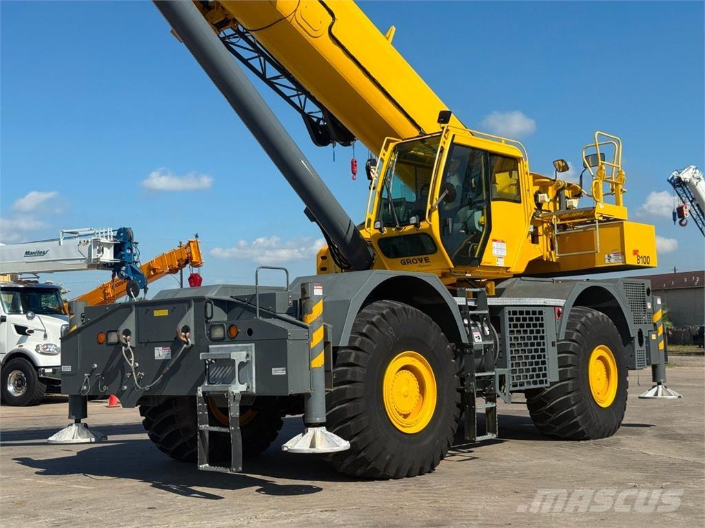 Grove GRT8100 Celtņi nelīdzenām virsmām