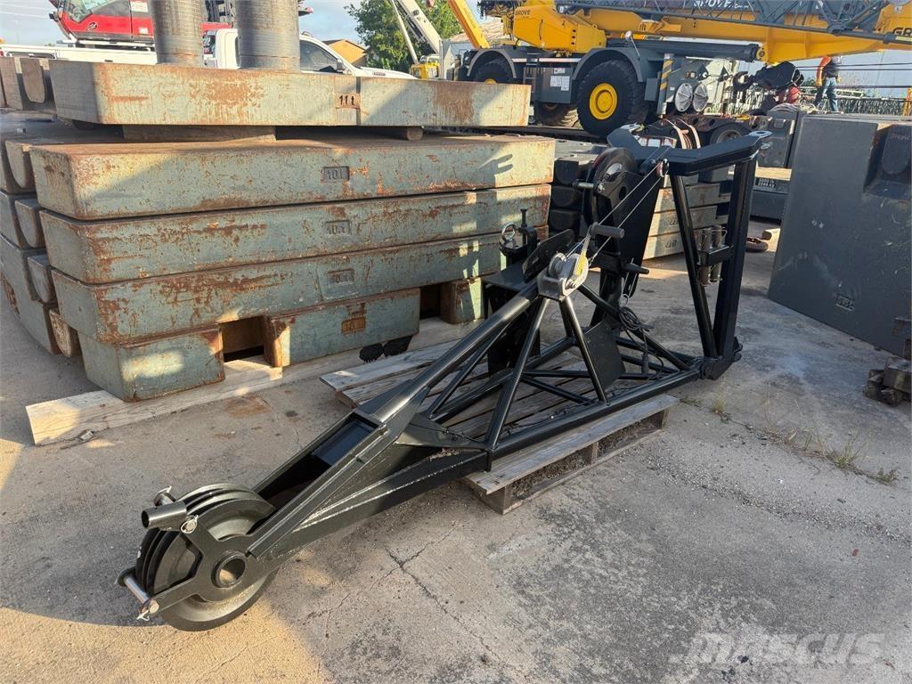 Liebherr  Strēles un kausi