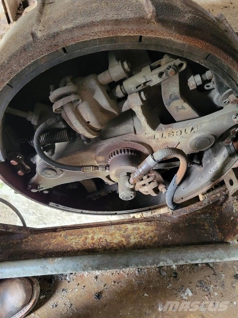 American 599C Kāpurķēžu ceļamkrāni