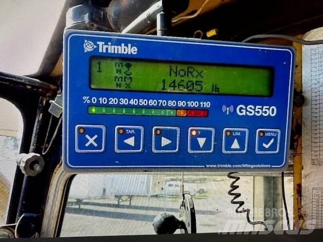 Grove RT740 Celtņi nelīdzenām virsmām