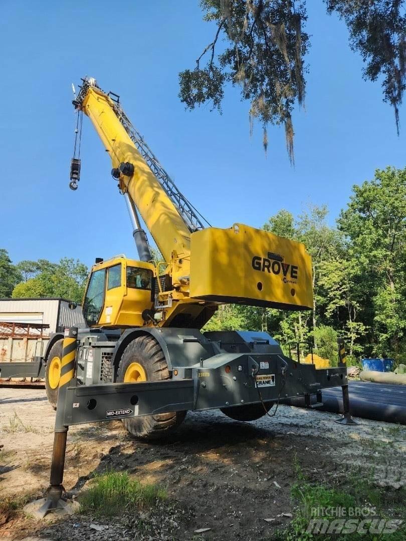 Grove RT770E Celtņi nelīdzenām virsmām