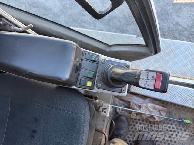Grove TMS9000E Visurgājēji celtņi