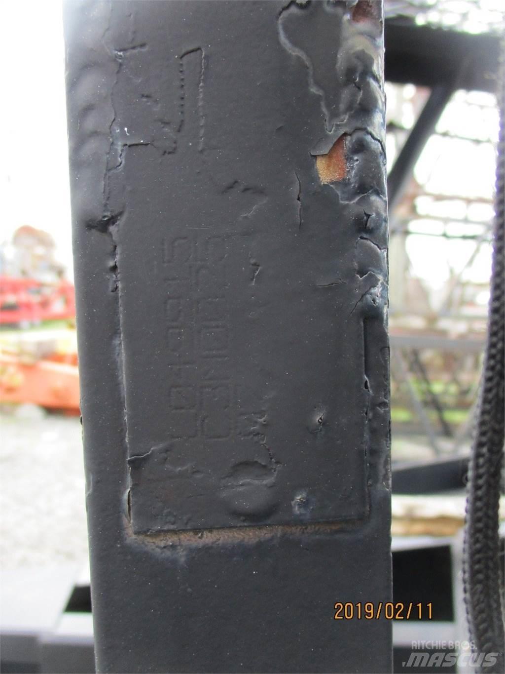 Link-Belt C3M0025 Strēles un kausi