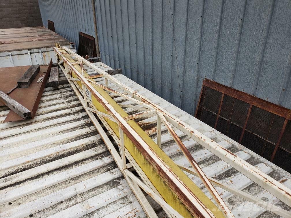 Lorain  Strēles un kausi