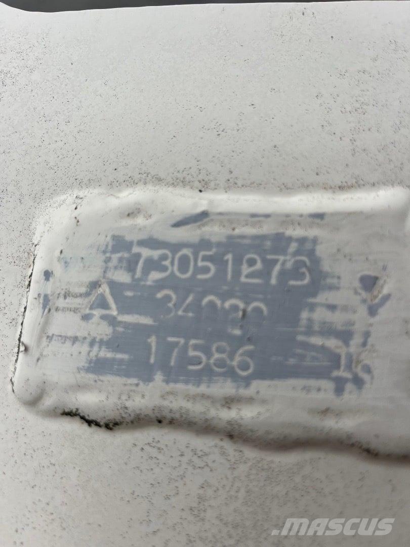 Terex 730512 Strēles un kausi