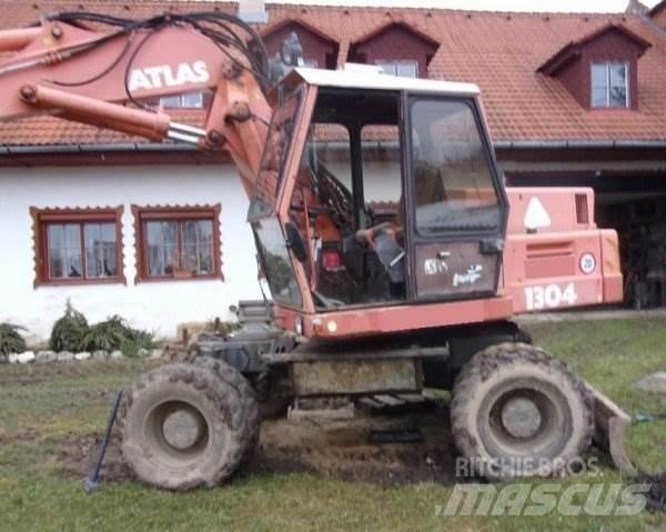 Atlas 1304 Ekskavatori uz riteņiem