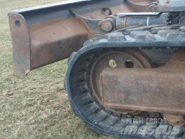 Bobcat 444 Kāpurķēžu ekskavatori
