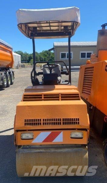 Bomag BW 100 AD-3 Būvniecība- Citi