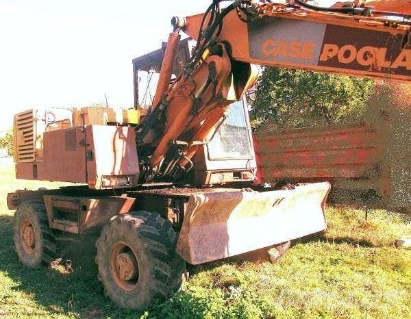 CASE 688 (Poclain) Ekskavatori uz riteņiem