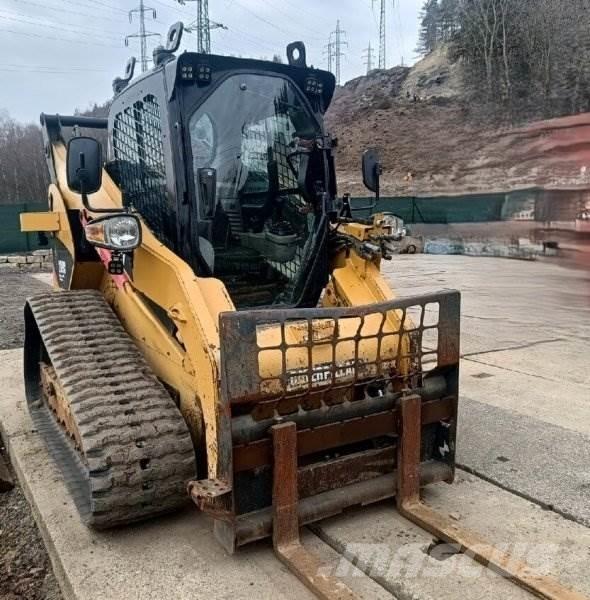 CAT 289 C Kāpurķēžu iekrāvēji