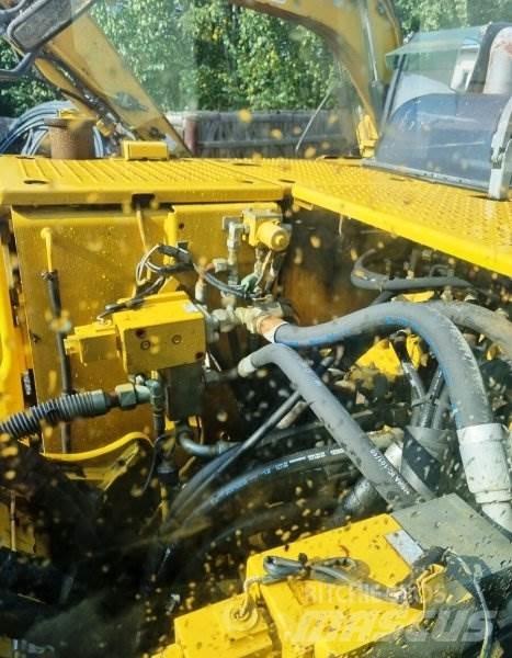 CAT 312 C Kāpurķēžu ekskavatori